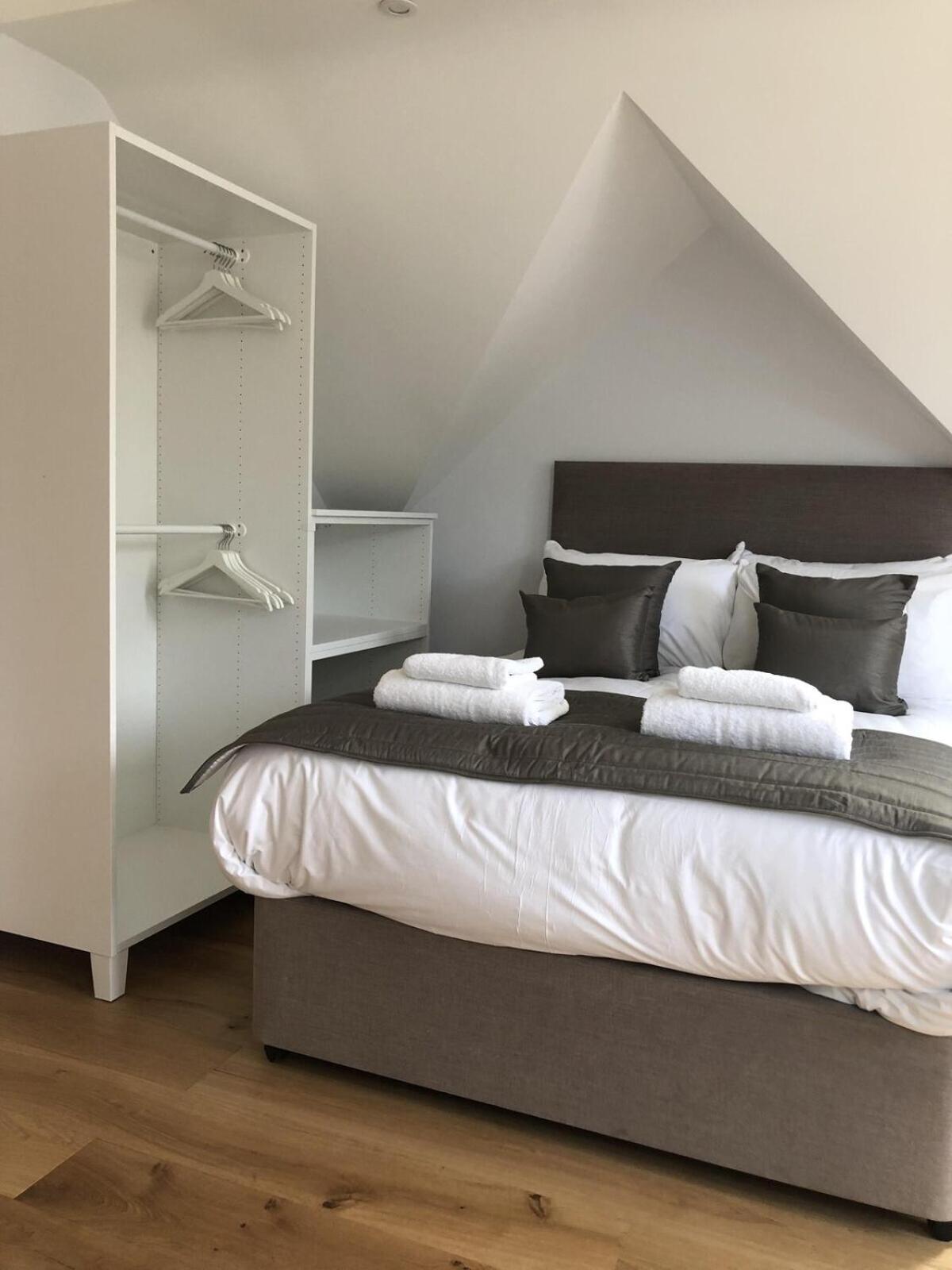 Hamilton Arms Suites Midhurst Quarto foto