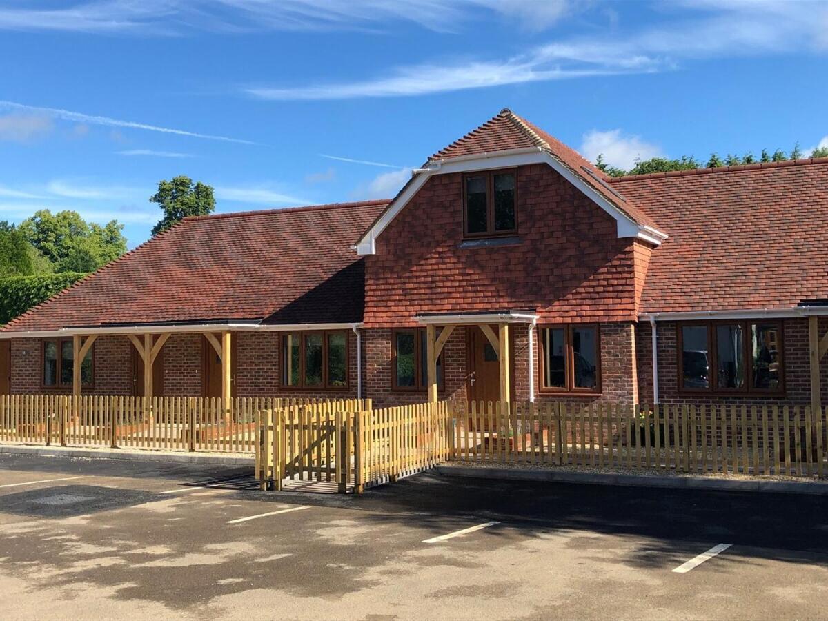 Hamilton Arms Suites Midhurst Quarto foto